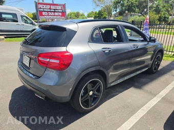 2017 Mercedes-Benz GLA 250 - miniatura 3