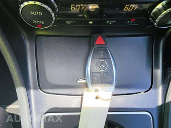 2017 Mercedes-Benz GLA 250 - miniatura 8