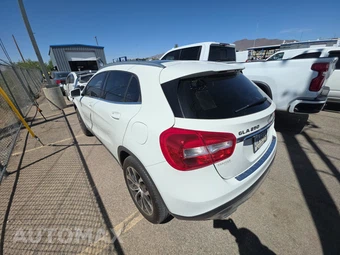 2017 Mercedes-Benz GLA 250 – miniatura 6