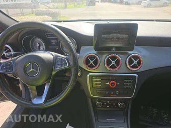 2017 Mercedes-Benz GLA 250 - miniatura 11