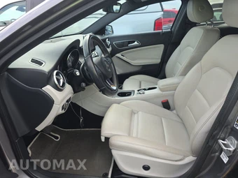 2017 Mercedes-Benz GLA 250 – miniatura 7