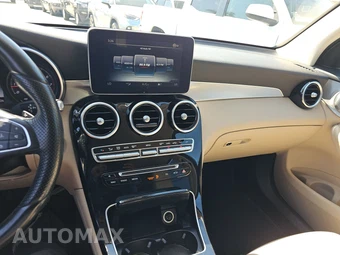2017 Mercedes-Benz GLC 300 4MATIC – miniatura 11