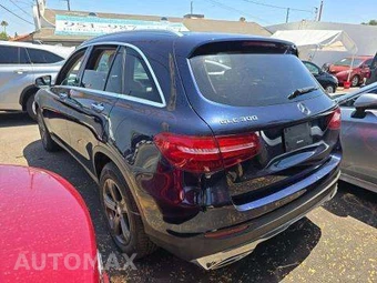 2017 Mercedes-Benz GLC 300 4MATIC - miniatura 2