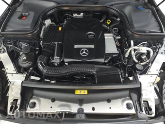 2017 Mercedes-Benz GLC 300 4MATIC – miniatura 15