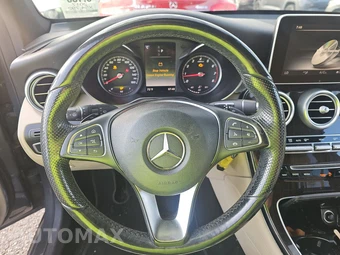 2017 Mercedes-Benz GLC 300 4MATIC – miniatura 10