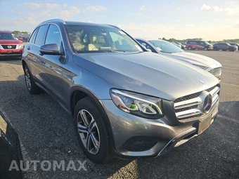2017 Mercedes-Benz GLC 300 4MATIC – miniatura 3