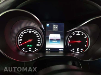 2017 Mercedes-Benz GLC 300 4MATIC - miniatura 9