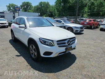 2017 Mercedes-Benz GLC 300 4MATIC – miniatura 3