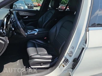 2017 Mercedes-Benz GLC 300 4MATIC – miniatura 8