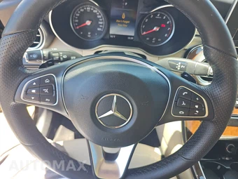 2017 Mercedes-Benz GLC 300 4MATIC – miniatura 10