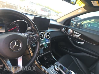 2017 Mercedes-Benz GLC 300 4MATIC - miniatura 11