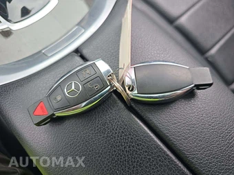 2017 Mercedes-Benz GLC 300 4MATIC – miniatura 8