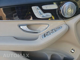 2017 Mercedes-Benz GLC 300 4MATIC – miniatura 9