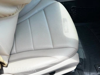 2017 Mercedes-Benz GLC 300 4MATIC - miniatura 13