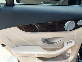 2017 Mercedes-Benz GLC 300 4MATIC - miniatura 15