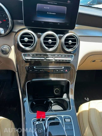 2017 Mercedes-Benz GLC 300 4MATIC - miniatura 19