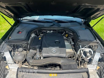 2017 Mercedes-Benz GLC 300 4MATIC - miniatura 7