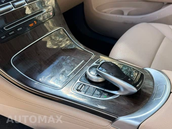 2017 Mercedes-Benz GLC 300 4MATIC - miniatura 11