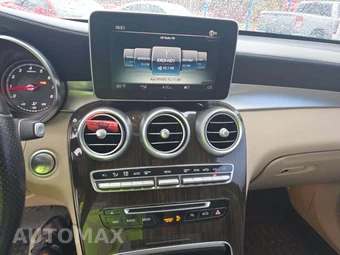 2017 Mercedes-Benz GLC 300 4MATIC – miniatura 10