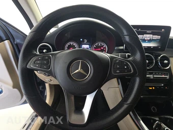 2017 Mercedes-Benz GLC 300 4MATIC - miniatura 10