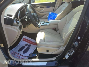 2017 Mercedes-Benz GLC 300 – miniatura 3