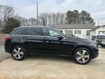 2017 Mercedes-Benz GLC 300 - miniatura 10