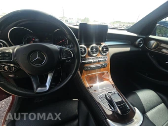 2017 Mercedes-Benz GLC 300 – miniatura 11
