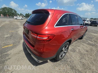 2017 Mercedes-Benz GLC 300 – miniatura 4