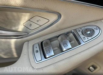 2017 Mercedes-Benz GLC 300 – miniatura 16