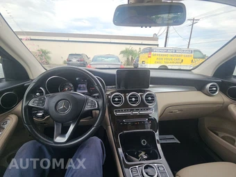 2017 Mercedes-Benz GLC 300 – miniatura 11
