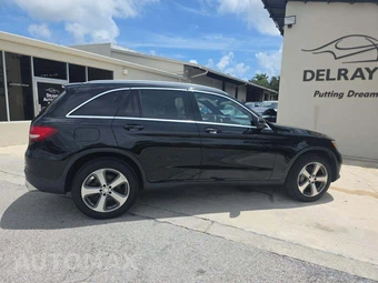 2017 Mercedes-Benz GLC 300 - miniatura 4