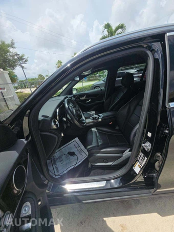2017 Mercedes-Benz GLC 300 - miniatura 6