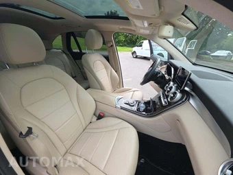 2017 Mercedes-Benz GLC 300 – miniatura 15
