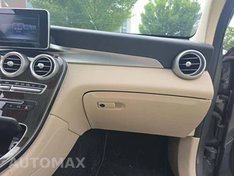 2017 Mercedes-Benz GLC 300 – miniatura 16