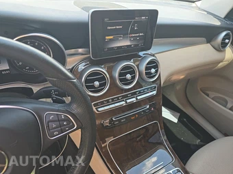 2017 Mercedes-Benz GLC 300 – miniatura 11