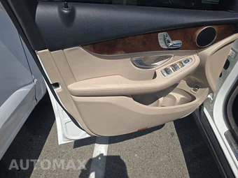 2017 Mercedes-Benz GLC 300 – miniatura 9