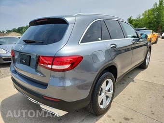 2017 Mercedes-Benz GLC GLC 300 4MATIC AWD 4dr SUV - miniatura 2