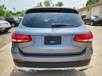2017 Mercedes-Benz GLC SUV GLC 300 4MATIC – miniatura 6