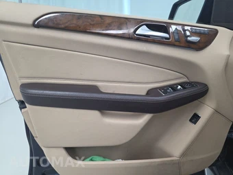 2017 Mercedes-Benz GLS 450 4MATIC – miniatura 9