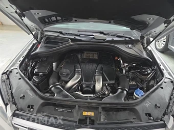 2017 Mercedes-Benz GLS GLS550 – miniatura 12