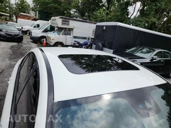 2017 Mercedes-Benz Mercedes-AMG E-Class Sedan AMG E 43 4MATIC - miniatura 15
