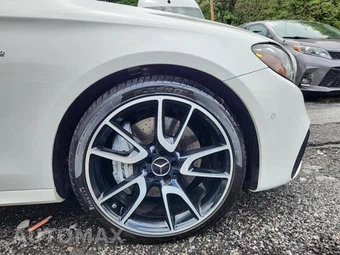 2017 Mercedes-Benz Mercedes-AMG E-Class Sedan AMG E 43 4MATIC - miniatura 18