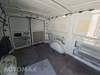 2017 Mercedes-Benz Metris Cargo Van 126.0" WB - miniatura 10