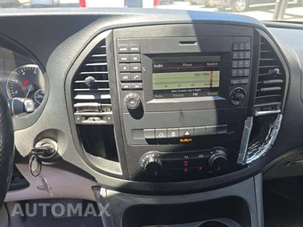 2017 Mercedes-Benz Metris Cargo Van 126.0" WB - miniatura 7