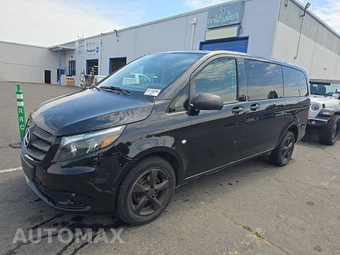 2017 Mercedes-Benz Metris Passenger Van 126.0" WB
