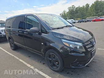 2017 Mercedes-Benz Metris Passenger Van 126.0" WB – miniatura 3