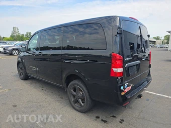 2017 Mercedes-Benz Metris Passenger Van 126.0" WB – miniatura 6