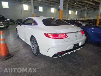 2017 Mercedes-Benz S 550 4MATIC Coupe - miniatura 2