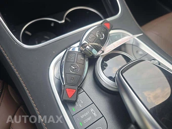 2017 Mercedes-Benz S 550 4MATIC Sedan - miniatura 5