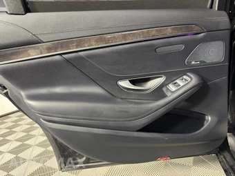 2017 Mercedes-Benz S 550 4MATIC Sedan - miniatura 42